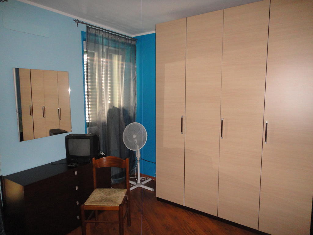 Apartmán Cantina Molina Mandello del Lario Pokoj fotografie